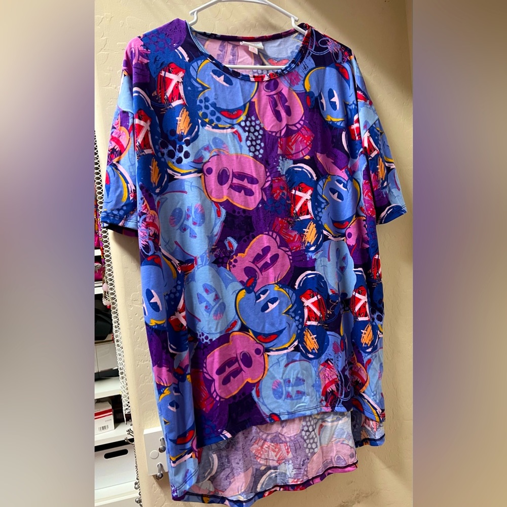 Lularoe Disney Hi/low Mickey Top Size Small